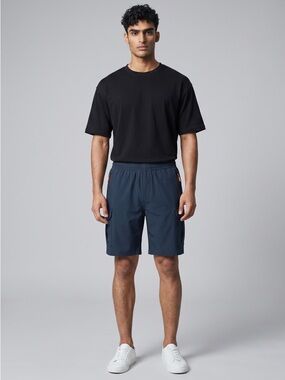NWT XL Men's Deep Navy Performance Hybrid Shorts with Cargo Pockets